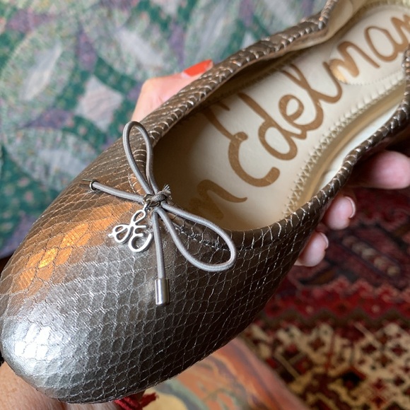 Sam Edelman Rose Gold Ballet Flats. Size 7 1/2. Worn once. - Picture 3 of 6